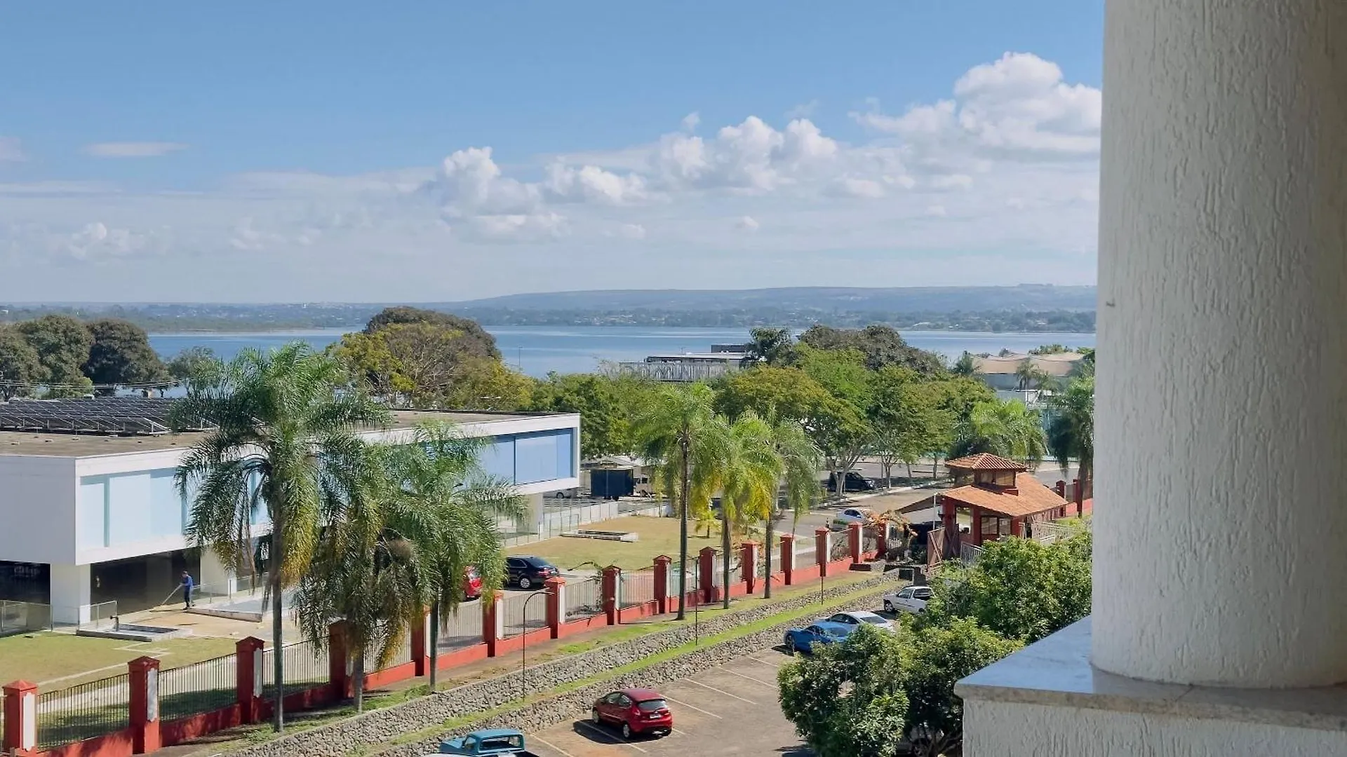 Lindo Ap 2 Quartos Com Banheira E Vista Lago Brasilia