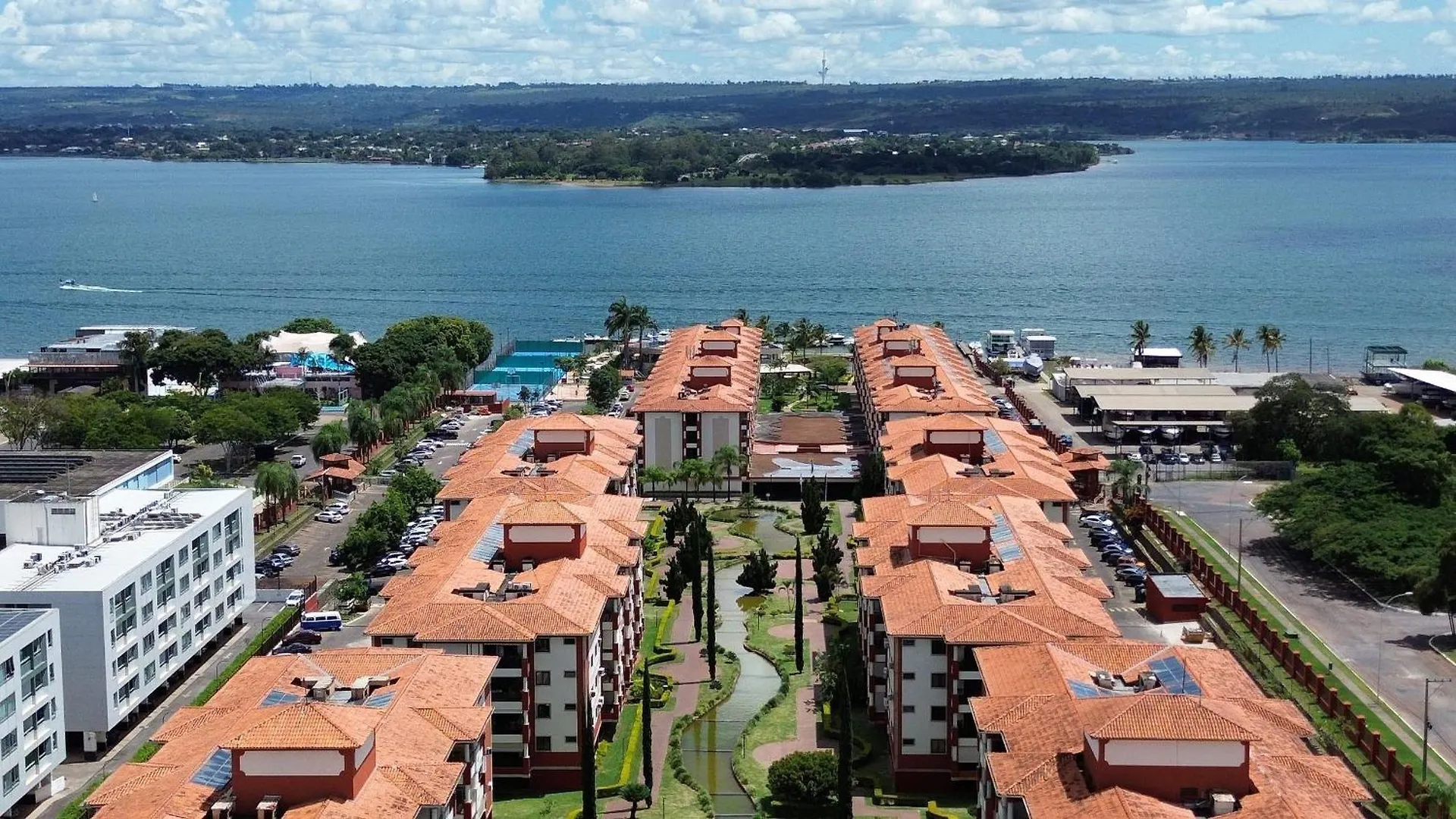 Lindo Ap 2 Quartos Com Banheira E Vista Lago Brasilia Apartment